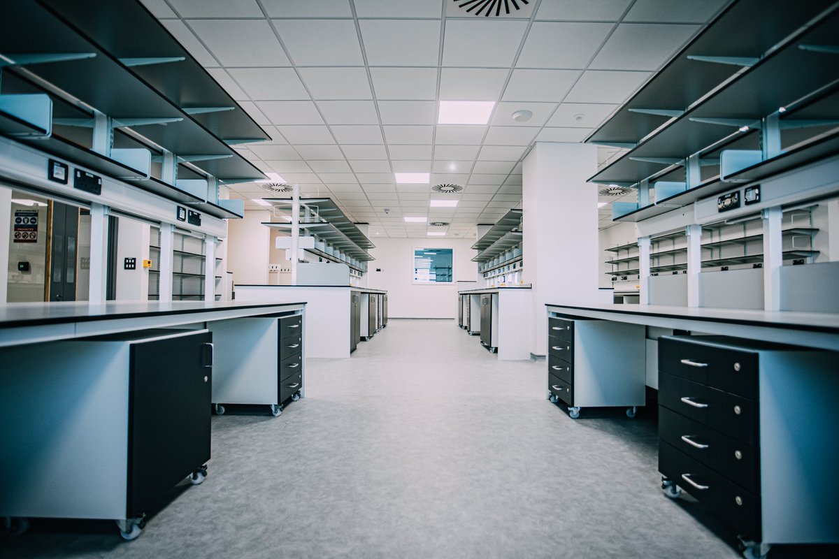 CBSExp's tweet image. Read all about the completion of the new CBS Expansion here: bit.ly/2OmWW0e 
The new facility houses state-of-the-art laboratories, office space and meeting rooms for research into identifying breakthroughs in serious diseases such as cancer #CBSExp #Completion