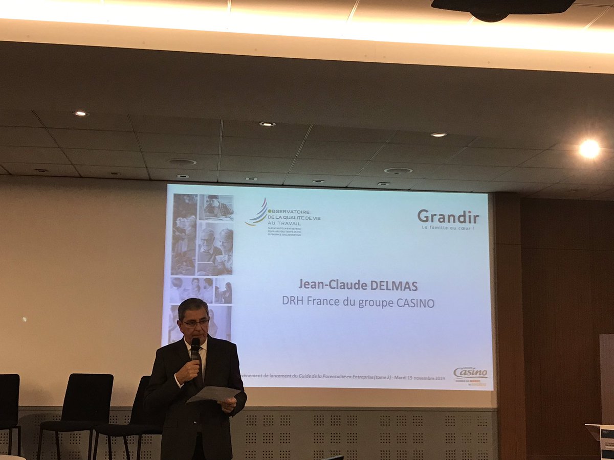 Karen_DEMAISON's tweet photo. Jean-Claude Delmas, Drh France du @Groupe_Casino insiste sur les mesures déjà en place comme le management bienveillant qui participe au bien-être des salariés  et à la performance de l’entreprise ! Avec l’observatoire de la qualité de vie au travail. https://t.co/PRFtrFwsuG