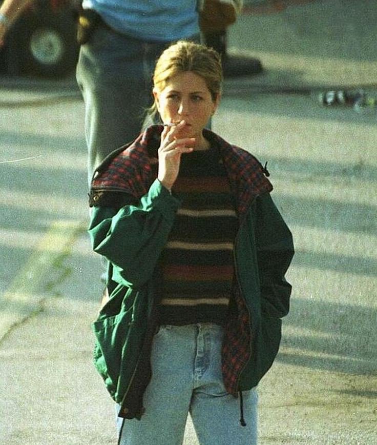 𝑱. on X: "Jennifer Aniston smoking, 90s https://t.co/BMOHVwCCOh" / X