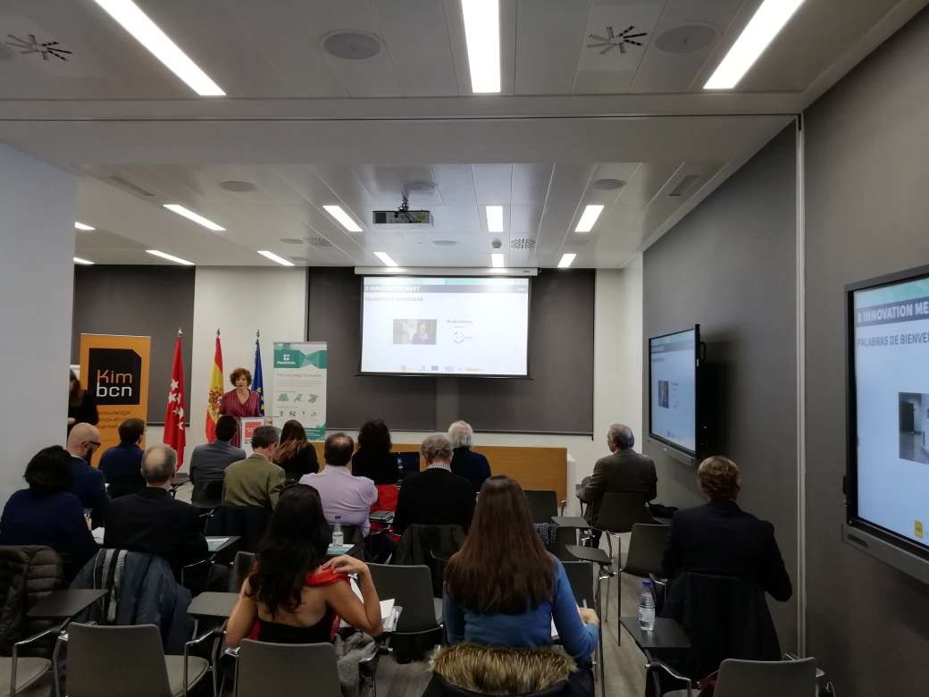 KIM_global's tweet photo. @itene @ecoembes @investinmadrid @MRI_int @PlasticsEurope @CIEMAT_Moncloa @kinvestors @PONS_IP @circ_economy @picvisa @KIMbcn Rocío Güemes (@investinmadrid  ) y Xavier Casares (@MRI_int - @FunditecOrg  ) dan la bienvenida al #8IM y remarcan la importancia de invertir en #economiacircular, no sólo por el factor económico, sino por la #sostenibilidad del planeta.

#IM #InnovationMeets #circulareconomy https://t.co/eUq7RqcaiA