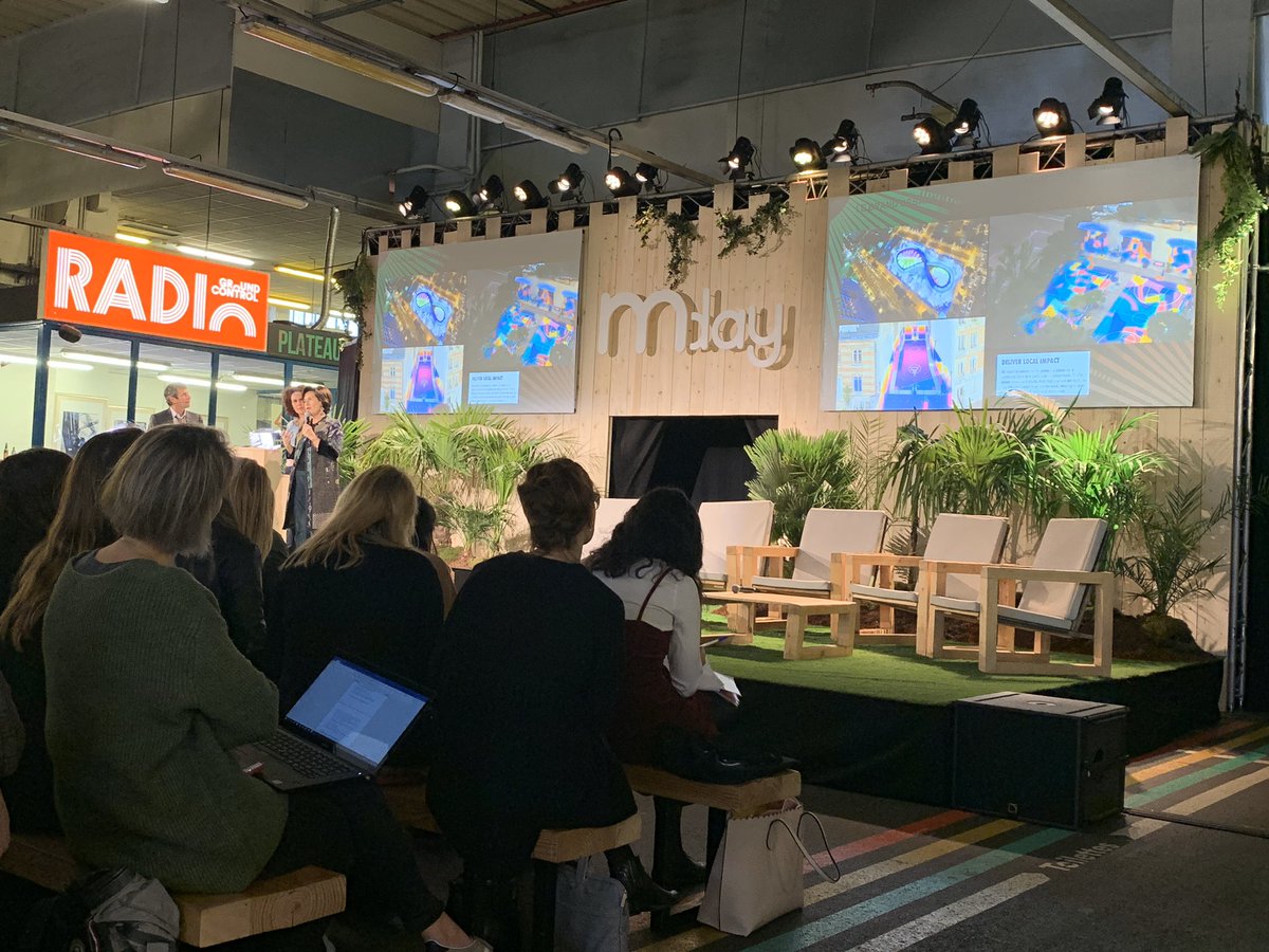 ineskerc's tweet photo. #Brandurbanism : comment les marques investissent l’espace public urbain #urbanisme #publicite @Nike @dominos @DuluxValentine #MarketingDay19 @WebloyaltyFR https://t.co/BQD7PZm04S
