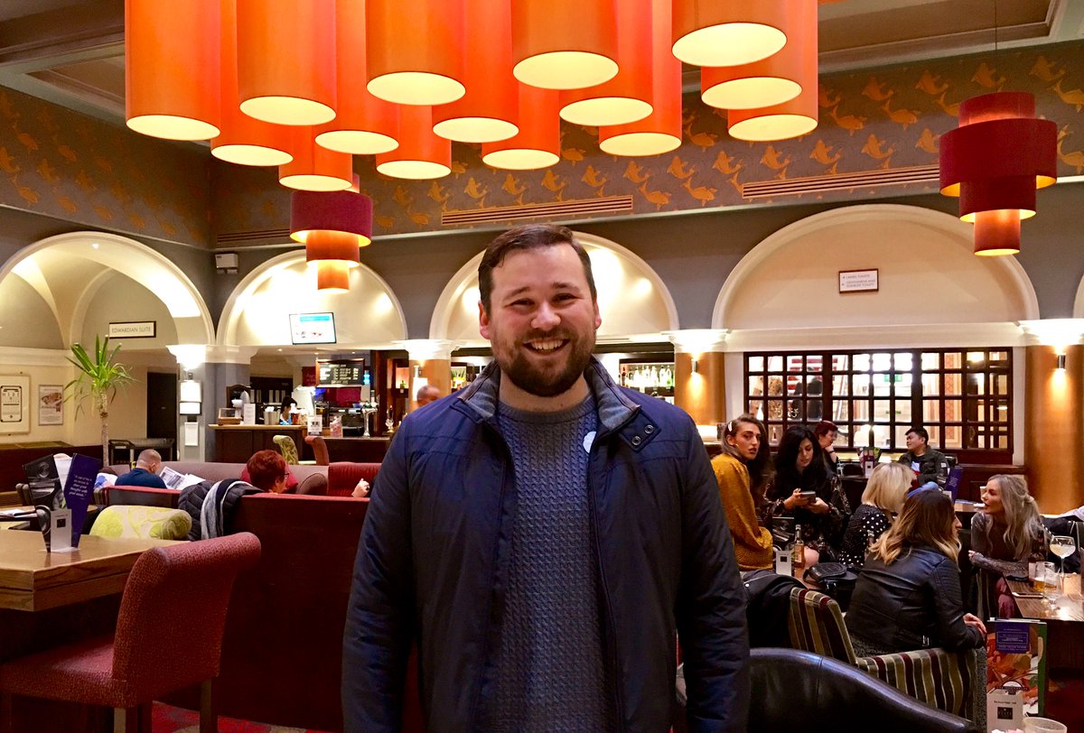 rightroyalhull's tweet photo. Meet Michael, presenter &amp; producer at Beverley FM. I hear he is an Audacity whizz &amp; does a splendid job of putting guests at ease! He was here to meet a friend (“coffee highly recommended”) en-route to commentate at @HullCity. His favourite “Royal” feature? “The fish wallpaper!” https://t.co/O4aEHRcuaw