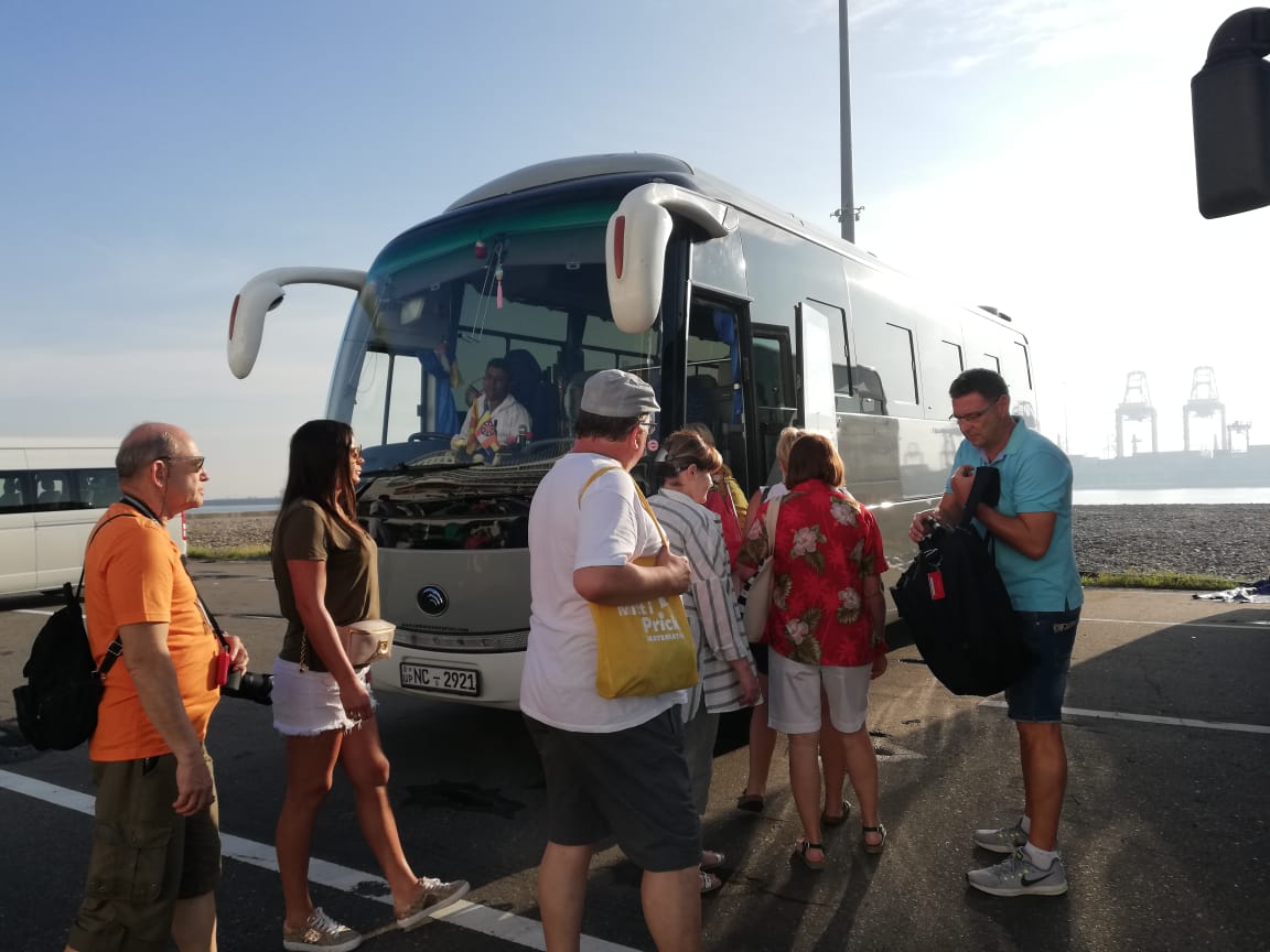 ExemplaryVoyage's tweet photo. We proudly welcome the passengers of Costa Victoria cruise to Sri Lanka..
.
#SriLanka #Travel #Exemplaryvoyages #Lifestyletravelexperiences #Responsibletourism #happyclients  #TravelEnjoyRespect #asia #leisureholidays #visitcolombo #Cruisetour #Costavictoriacruise https://t.co/EYSWXdDfcq