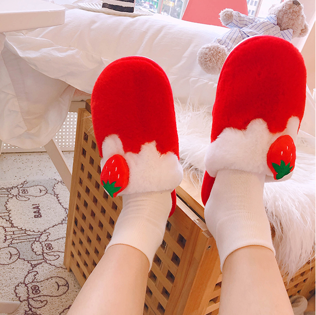 Wear_Blossom's tweet photo. [RT추첨]

🍓달콤한 과즙 후르츠 실내화🍑

겨울에 따뜻하게 신기 좋은 털실내화에요! 복실한 원단의 높은 보온성으로 집, 학교 학원, 회사 등 어디에서나 착용하기 딱이랍니다🔥

뽕실하고 통통한 과일이 사랑스러움을 더해주어요🥰

사이트 https://t.co/67gv7Q4OhJ
블로그 https://t.co/q4upquY74b https://t.co/g7sZKexsyp