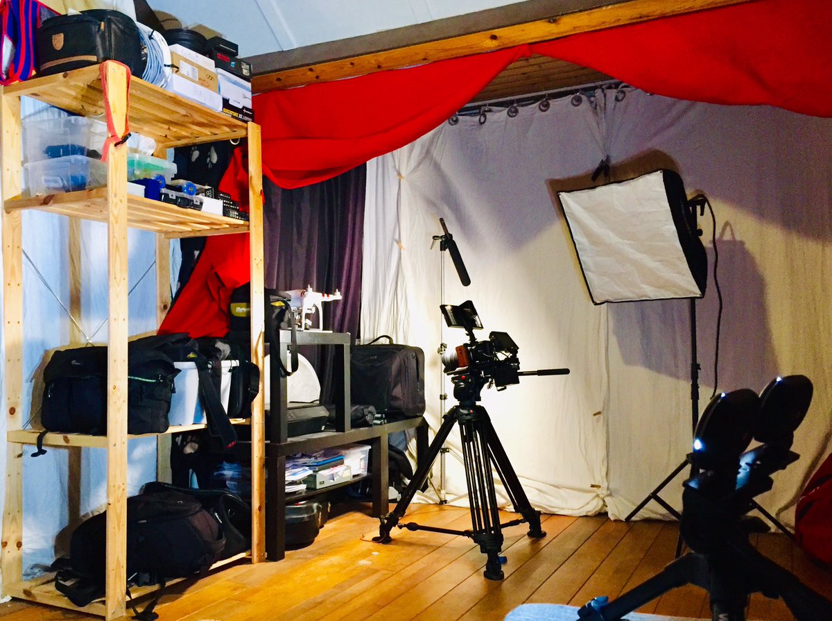 QuesnelMedia's tweet photo. Renovating ! Time to upgrade the studio...  #Soundproofing #Studio #NameOccupation #Dutch #BusinessGrowth https://t.co/oLzSSIAJZW