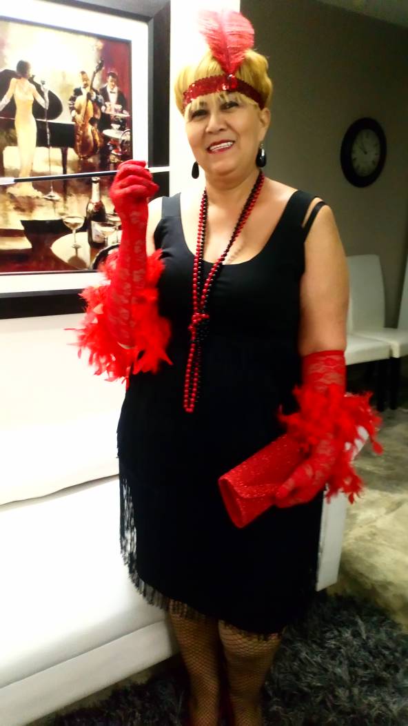 A little party never killed nobody... Let's party like gatsby!!!
#tiptuesday #greatgatsby #redandblack #IrisFashions #SouthAfrica #DefineYourself #LoveYourBody #designingandsewing #myowndesigns