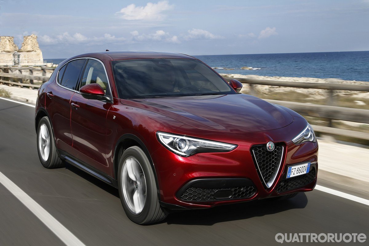 quattroruote's tweet photo. Abbiamo guidato le #AlfaRomeo #Giulia e #Stelvio MY2020. Ecco tutte le informazioni:
- il primo contatto --> https://t.co/5GR1ILMbmi
- le novità della Giulia --> https://t.co/OTkHePflFL
- le novità della Stelvio --> https://t.co/2ZkcpQXMsN

#AlfaRomeoGiulia #AlfaRomeoStelvio https://t.co/TDovvfowr9