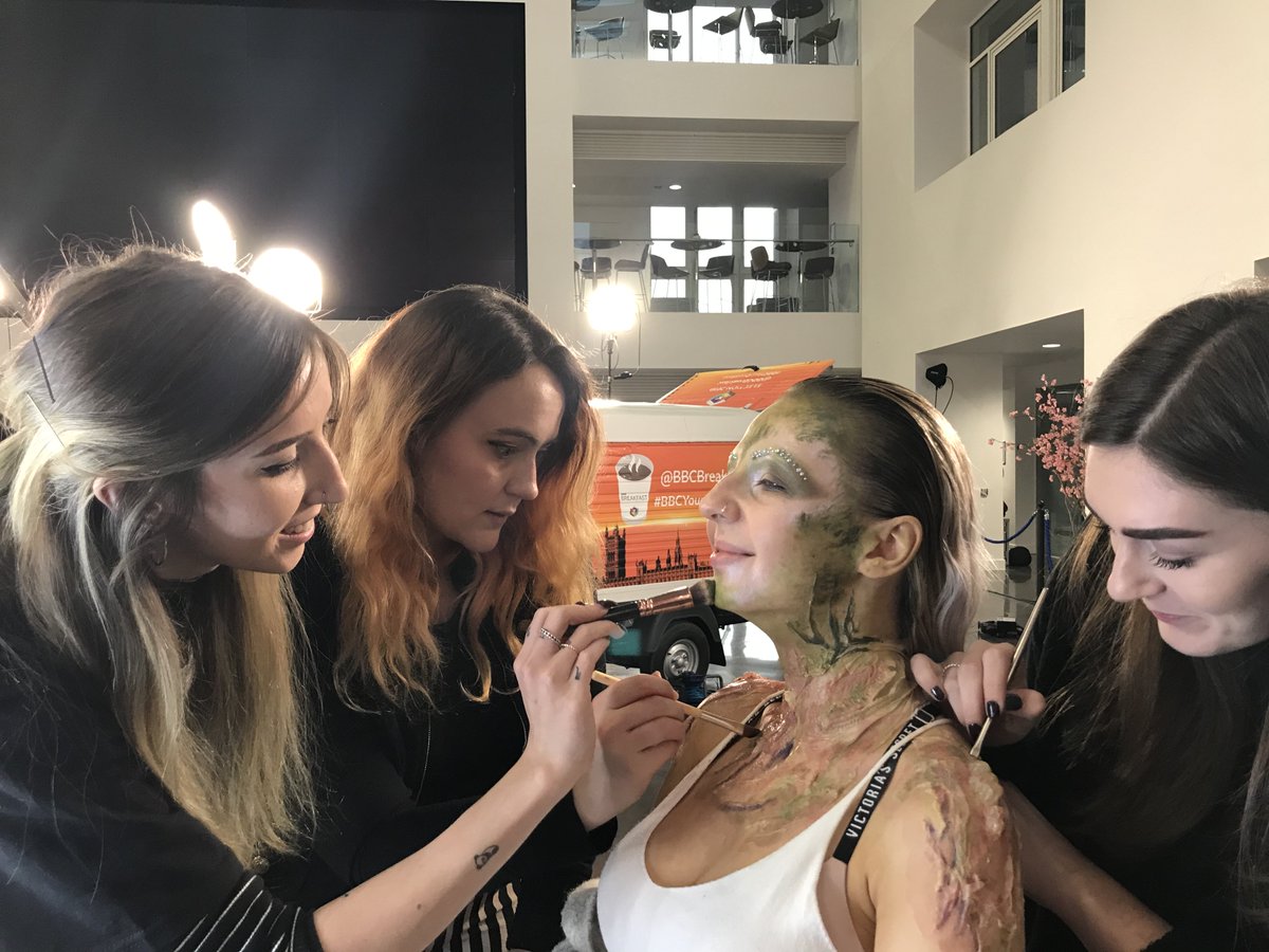 SolentUni's tweet image. We've had such a fantastic morning hosting @BBCBreakfast in our stunning Spark building, take a look at what our students got up to #WeAreSolent