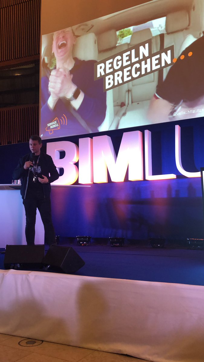 Der Handwerker als Querdenker! Herzlich wilkommen Christoph Krause @servicerebell auf der #bimlux2019 <a href="/bimlux/">BIMLUX</a>