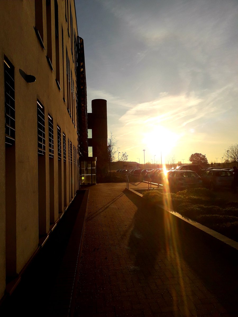 RT <a href="/ApexOfficeSpace/">Apex Office Space</a>: Crisp Autumn mornings #doncasterisgreat #Autumn #Southyorkshire #southyorksbiz #atsocialmedia  x.com/UKSmallBizRT/s…