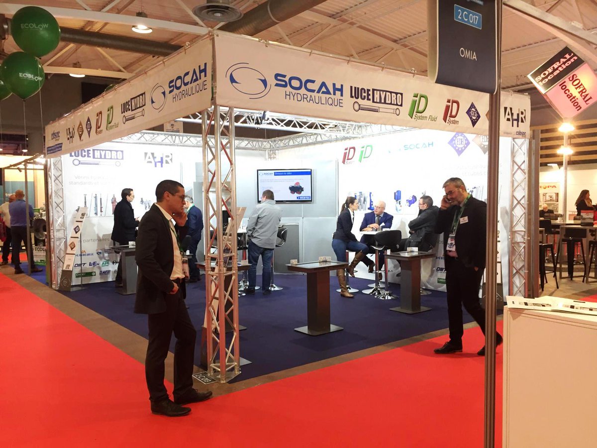1er Jour au salon <a href="/SOLUTRANS/">SOLUTRANS | Transport routier et urbain</a> à Lyon Eurexpo !

Hier, nous avons installé notre stand 2C013 et nous sommes dans les starting blocks pour toute la semaine ;)

Venez discuter #hydraulique avec nos spécialistes.

#SOLUTRANS