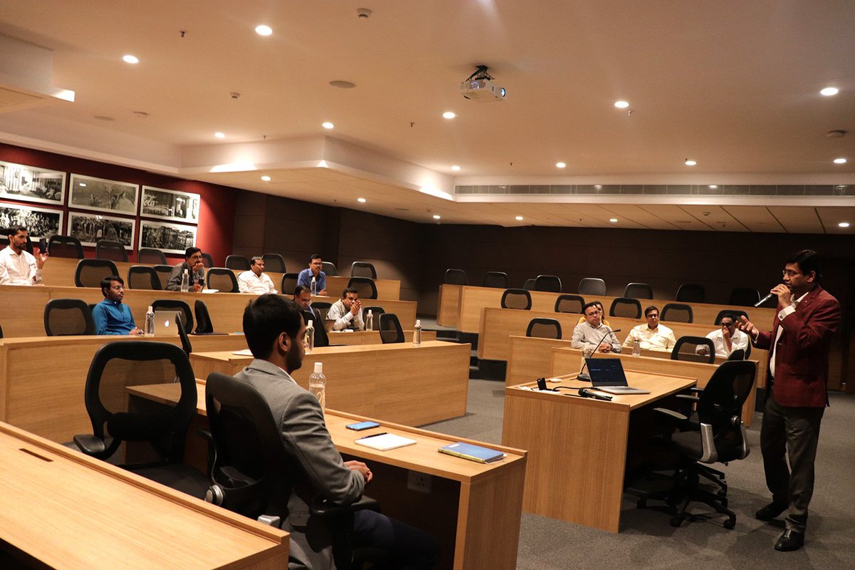 Neotechub_'s tweet photo. An important workshop conducted by Mr. Rishi Khator and his son Mr. Ritwik Khator on the statutory and #regulatory #compliances needed to be fulfilled by Indian #Startups and the nuances of how #valuation is done when going to raise funds at #NeotecHub attended by the #Startups. https://t.co/jKZXt3uEvP