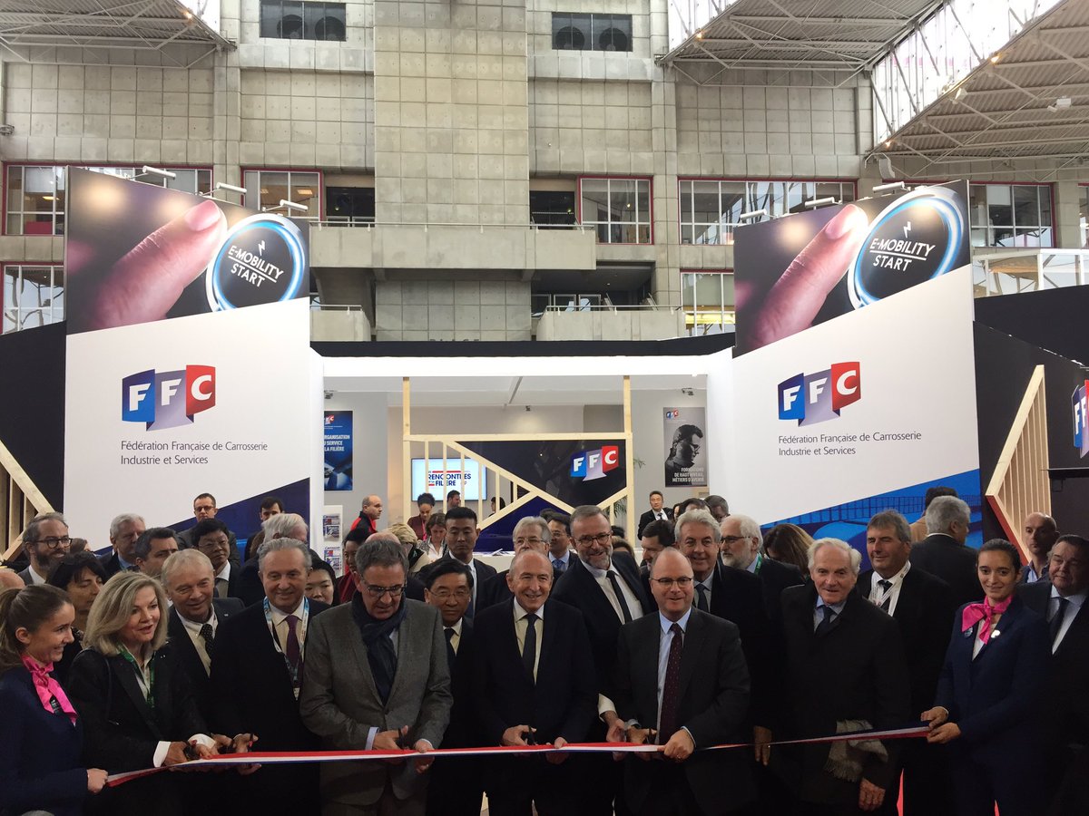 Inauguration officielle du salon <a href="/SOLUTRANS/">SOLUTRANS | Transport routier et urbain</a> <a href="/FFConstructeurs/">FFC CONSTRUCTEURS</a> <a href="/FFCCarrosserie/">FFC</a>