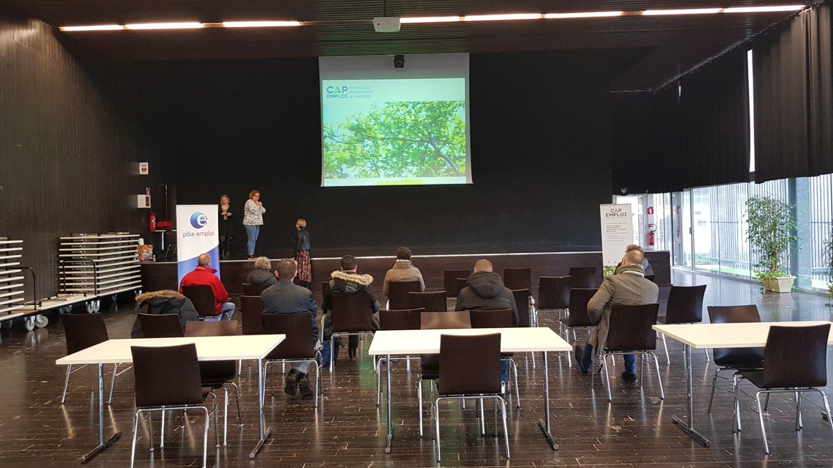 La semaine #SEEPH2019 , c’est maintenant à Flixecourt 👏🏻
#AvecPoleEmploi Doullens et <a href="/Capemploi_/">Cap Emploi</a> mobilisons nos #actions avec la présentation de notre offre de service adaptée pour notre public cible➕cet après midi = #jobdating avec Cap Intérim 👍🏻 #poleemploi_hdf