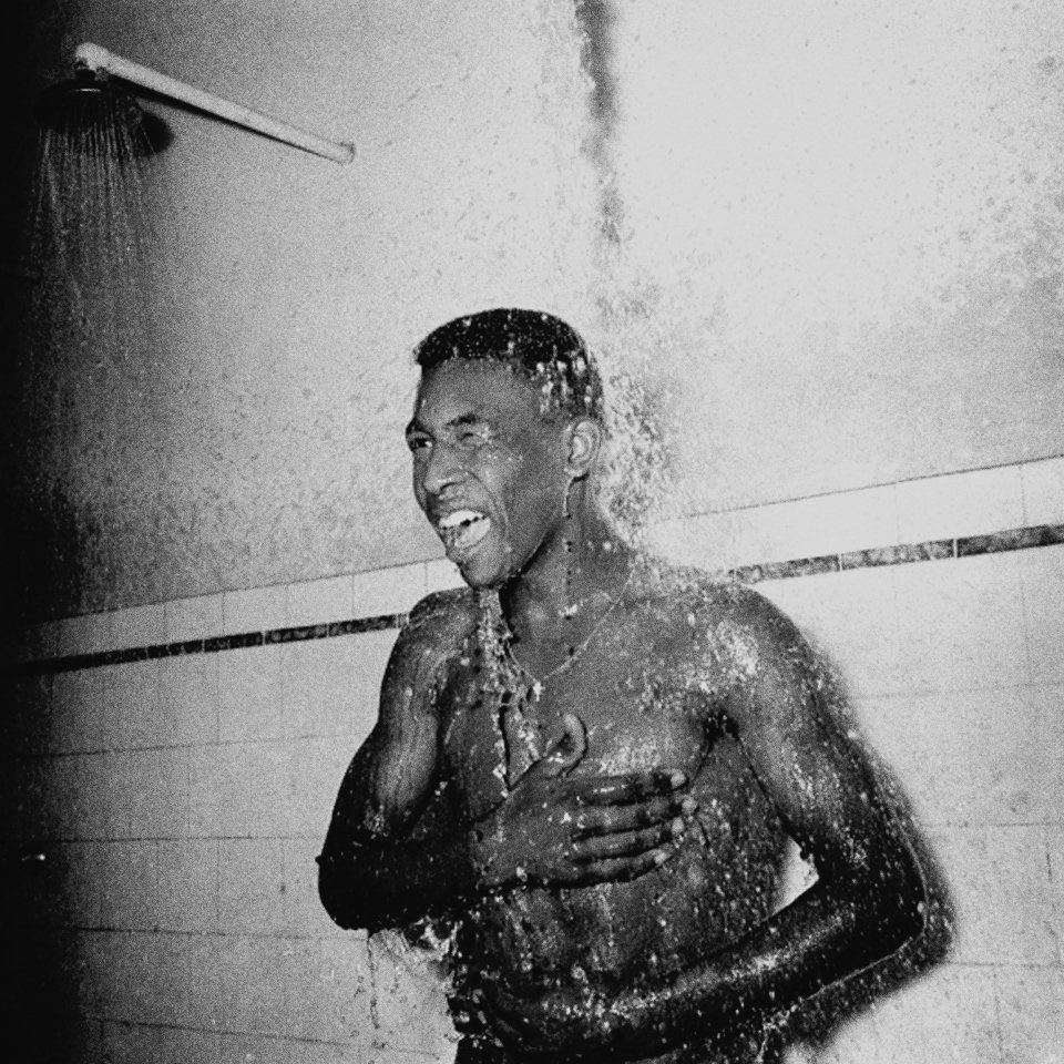 lnstantFoot's tweet photo. Il y a 50 ans jour pour jour, Pelé marquait le 1000ème but de sa carrière en professionnel. 😱 https://t.co/CyQIrBNYqP