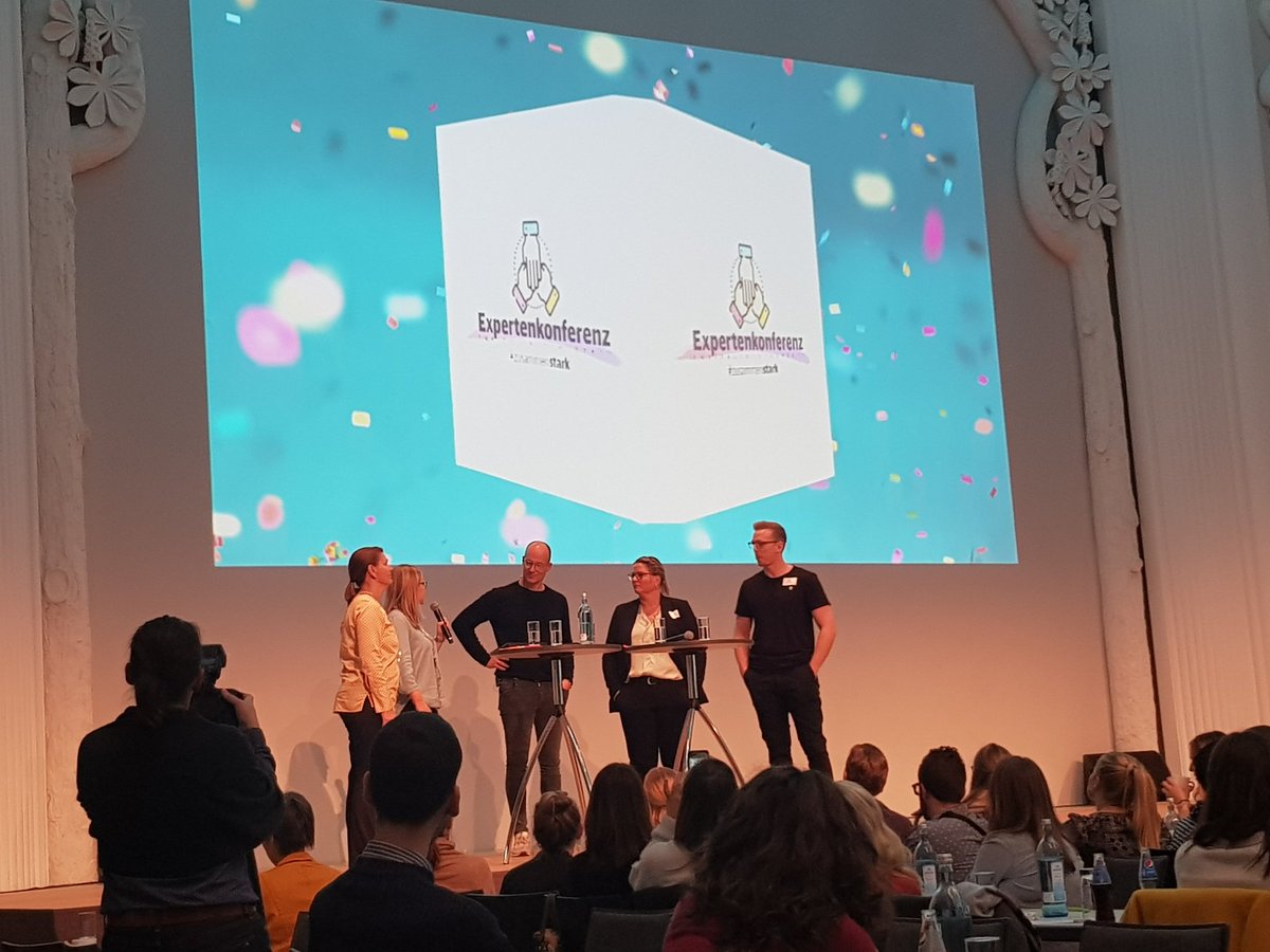 Cornelius Fischer unterscheidet in Sachen #Recruiting nicht nach #Personas, sondern nach #Lebensstilen. Interessanter Gedanke! #zusammenstark #Expertenkonferenz #DBPersonalgewinnung2019 #Expertenkonferenz