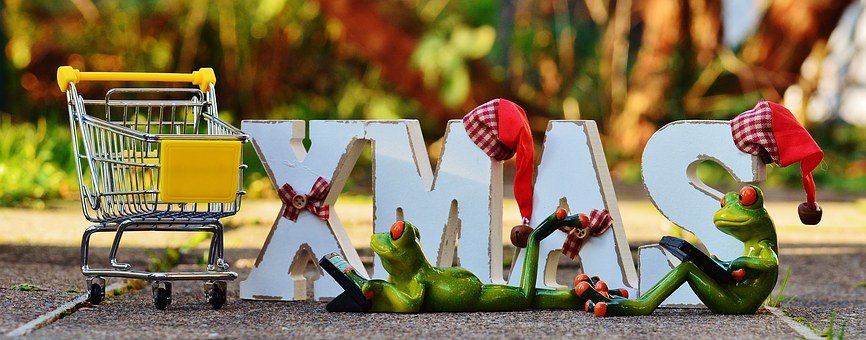 Late night opening on Thursdays in December.  We are open until 7pm, don't forget the 4 hours free parking. Come and browse at your leisure on the way home from work