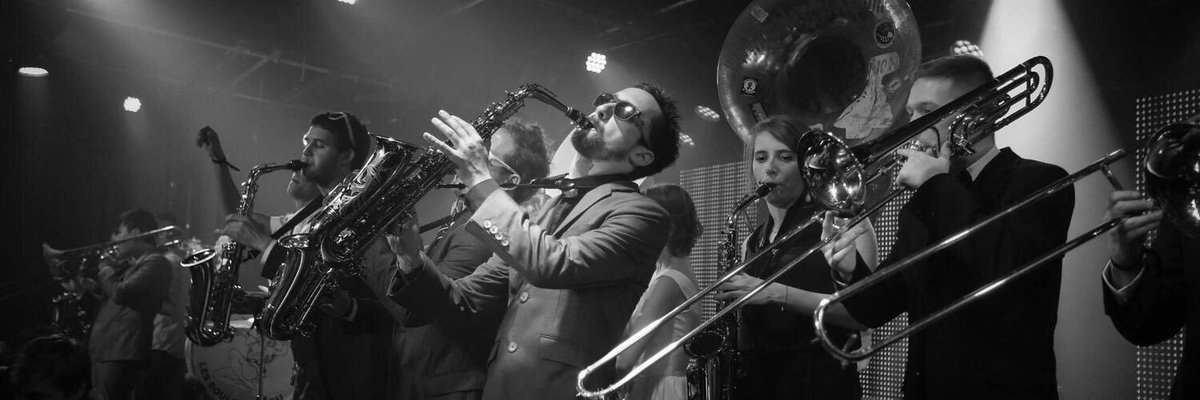 Ce jeudi 21/11 annonce l’arrivée du beaujolais nouveau, que nous accueillerons de la plus festives des manières,  puisque nos amis de la fanfare <a href="/BoulesdeFeu/">Les Boules de Feu</a> seront avec nous afin de partager des rythmes endiablés et définitivement contagieux : à partir de 20h au <a href="/KilberryPub/">Rhabber</a> ヅ