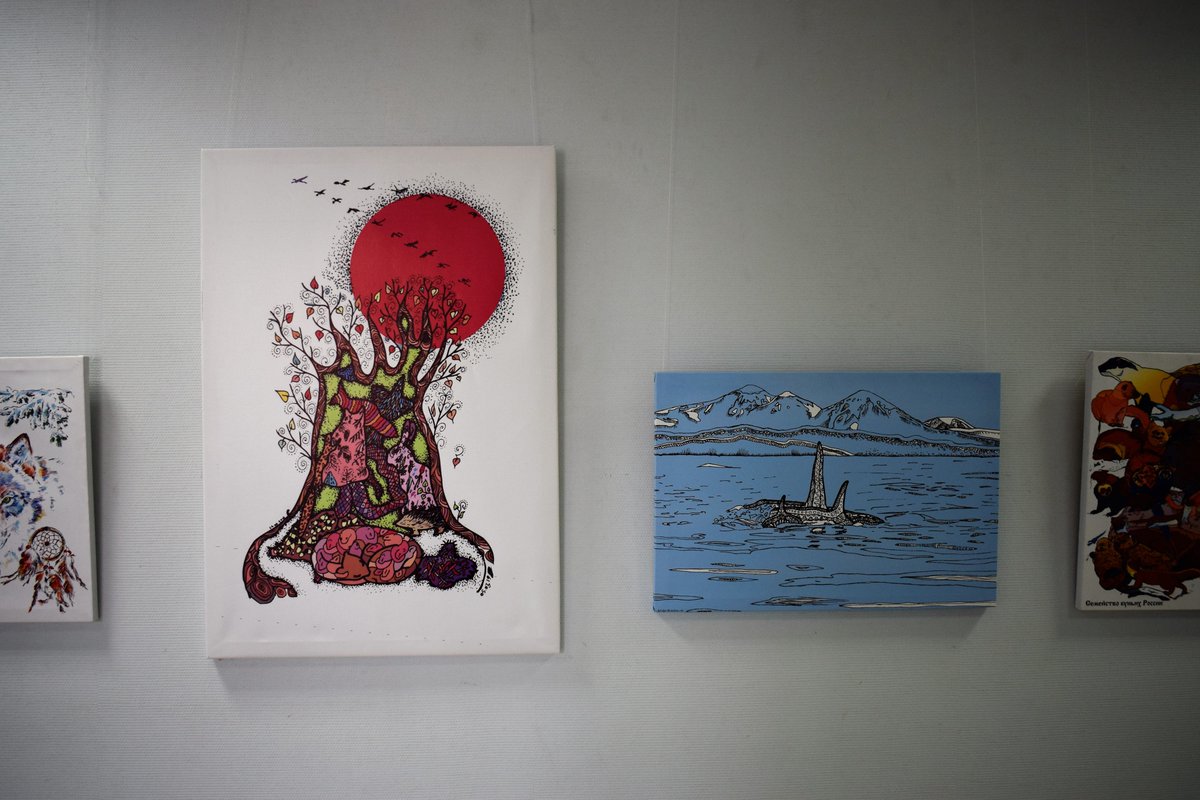 В ГПНТБ СО РАН готовится к открытию новая художественная выставка. В ее экспозиции будут представлены работы художников-анималистов. О дате открытия выставки сообщим дополнительно. Следите за нашими новостями!