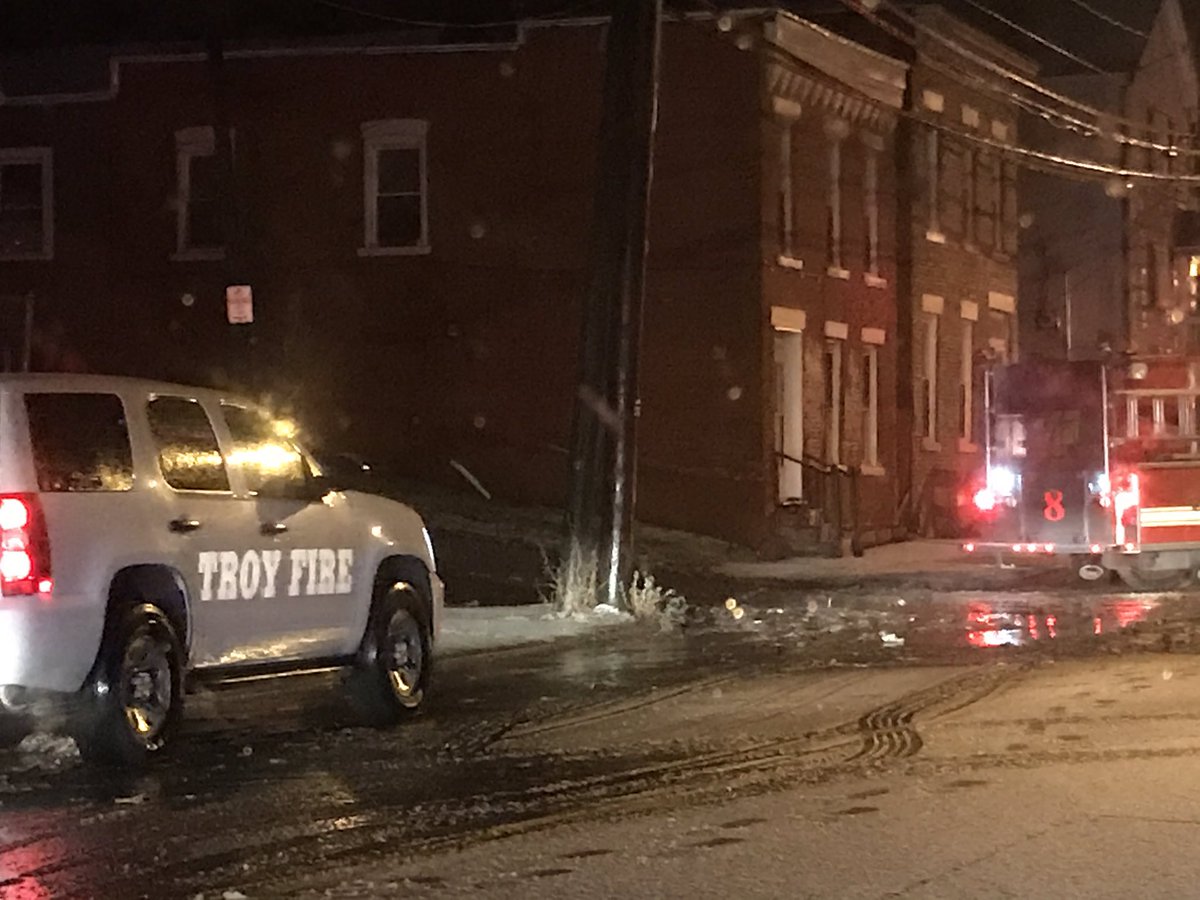 JRCJMU's tweet photo. Kudos to @troy_fire on Van Every Ave. dealing with a #fire before 2am and then #wintryconditions as water pours down in slushy weather. No injuries. @WNYT https://t.co/FDhlNb3on9
