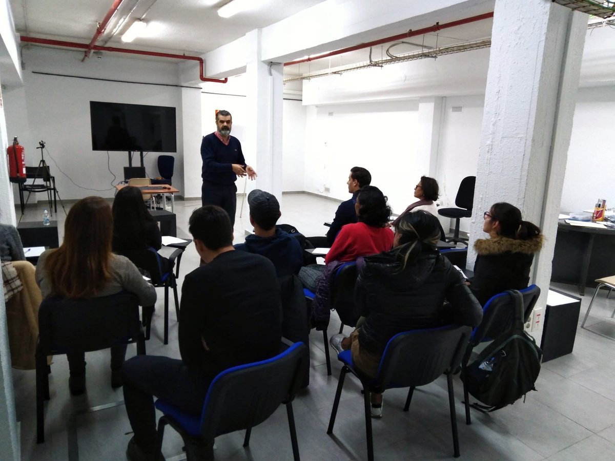 Desde Grupo Aldia queremos dar las gracias tanto a la coordinadoras de la Asociación Provivienda como a los participantes por la gran acogida que tuvimos en el taller el pasado 18 de Noviembre.
