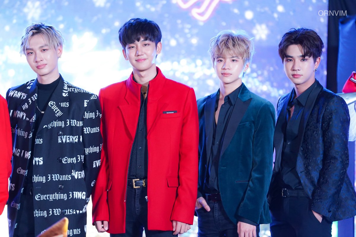 ornvim's tweet photo. We are “TEMPT”

#XmasTreeCTWxTEMPT
#รอยยิ้มของชูครีม
#คนของแปลน
#กลจของตต 
#AmmoforGN https://t.co/wu6e6GQNXZ