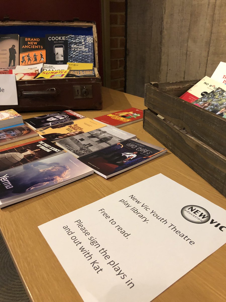 Stories! Blankets! Cups of tea. <a href="/NewVicYT/">NewVicYouthTheatre</a> opening up their play reading library for local young people to enjoy. @OberonBooks <a href="/NickHernBooks/">Nick Hern Books</a> your donations last year keep on giving. Thank you.