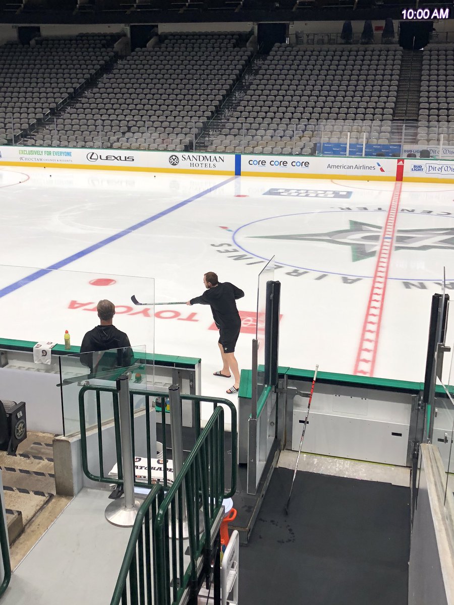 Khudobin enjoys watching hockey, part 1 of many this season