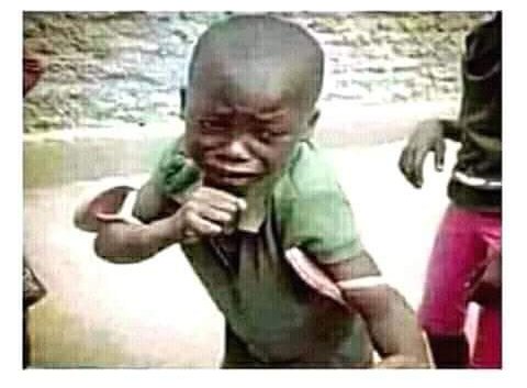 bae_pehu's tweet photo. When you are very badly beaten by your opponent but your friends still cheers for you calling you blue3 ...blue3..🤕🤕 https://t.co/DcHXinhSBF