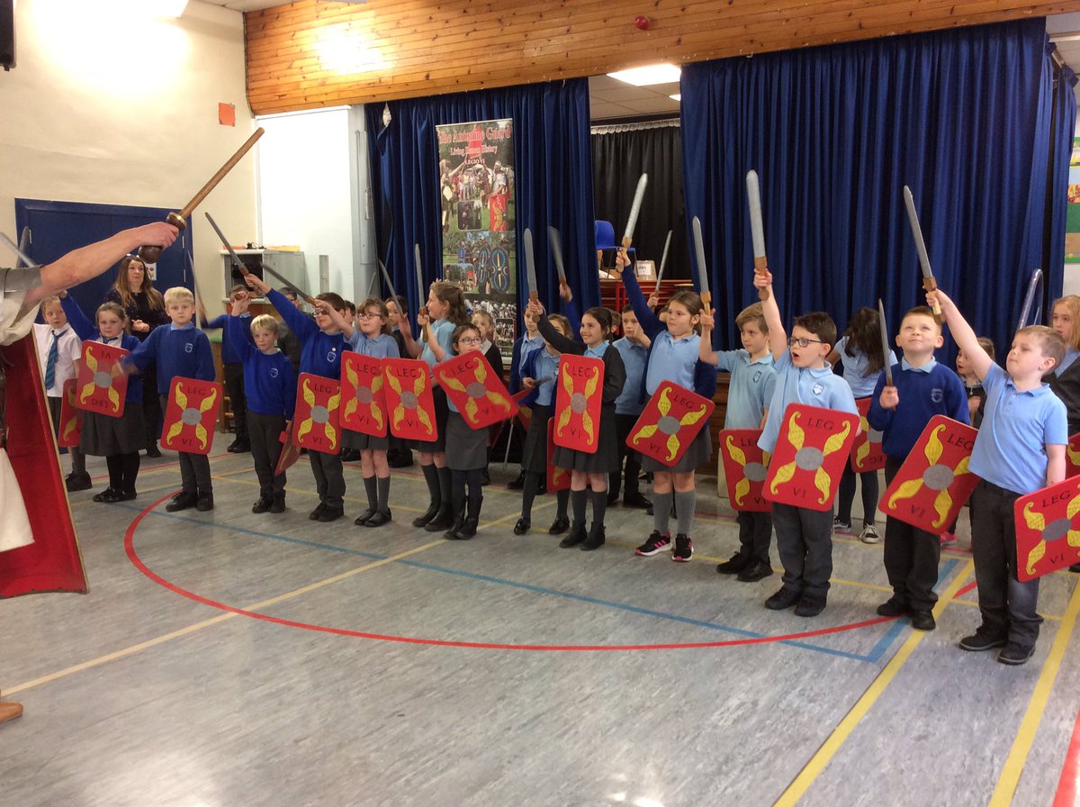 Barsail_Primary's tweet photo. An amazing visit from @AntonineGuard for Primary 4 and Primary 5/4 today as part of our Roman’s topic. We especially loved training to join the army 🛡⚔️ https://t.co/IJR4HLUknE