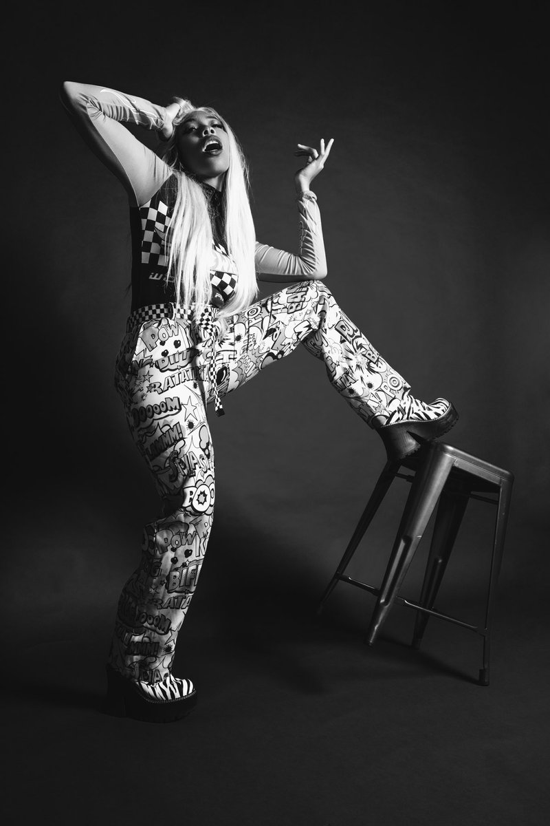 inaribriana's tweet image. My lens on @Kieraplease 💕