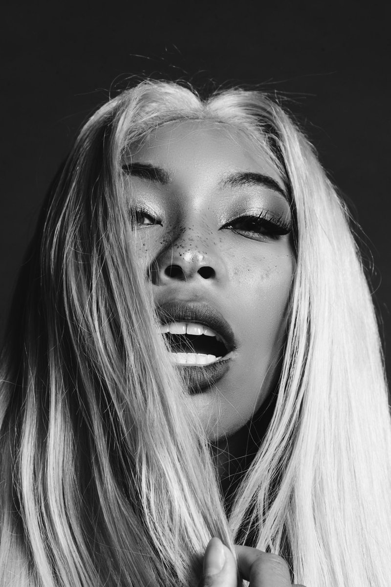 inaribriana's tweet image. My lens on @Kieraplease 💕