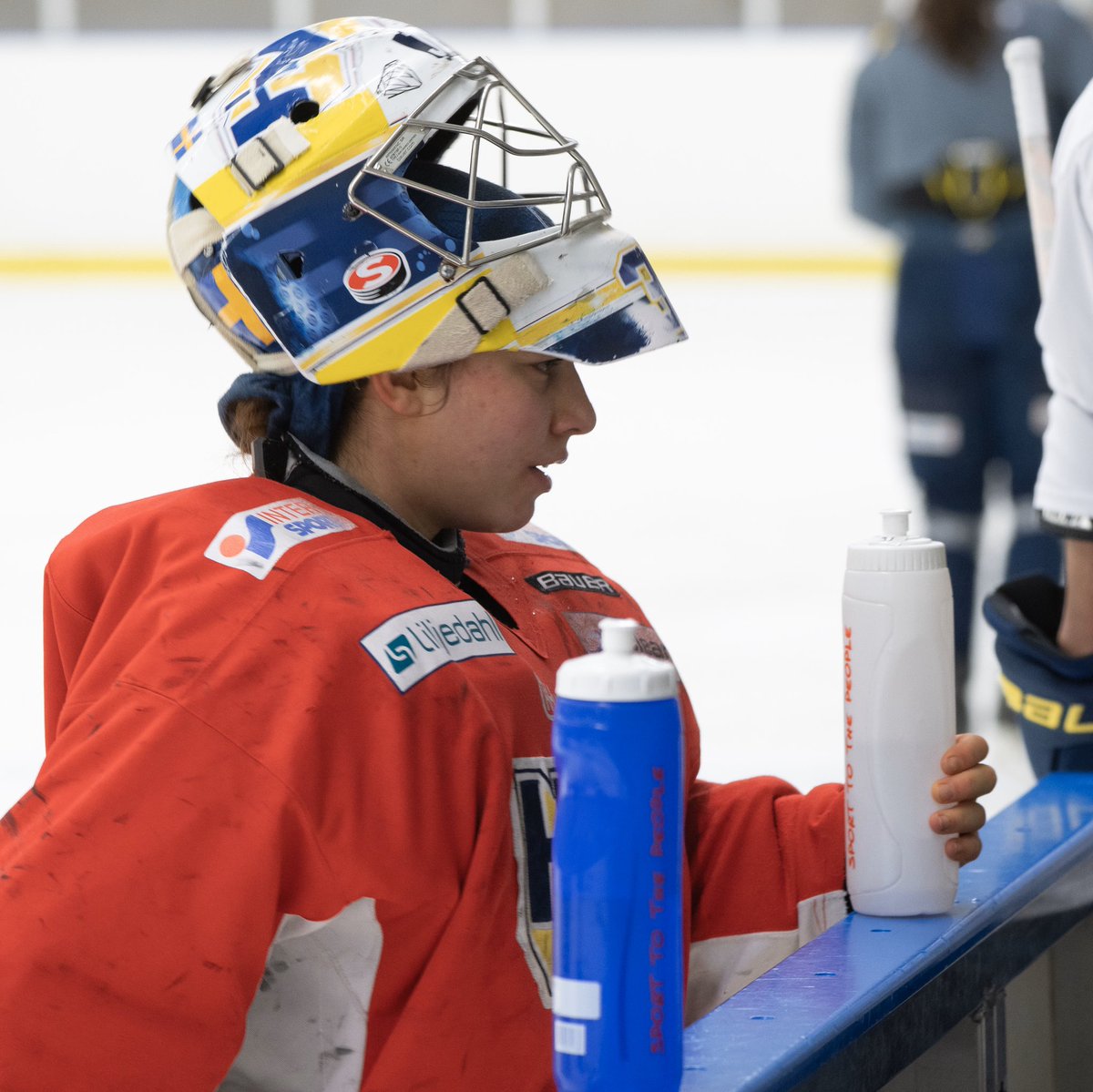 Träning inför bortamatchen mot <a href="/LHChockey/">Linköping Hockey Club</a> imorgon! Ni kan se matchen via CMORE Stream eller SVT Play. #hv71 #hv71dam #sdhl