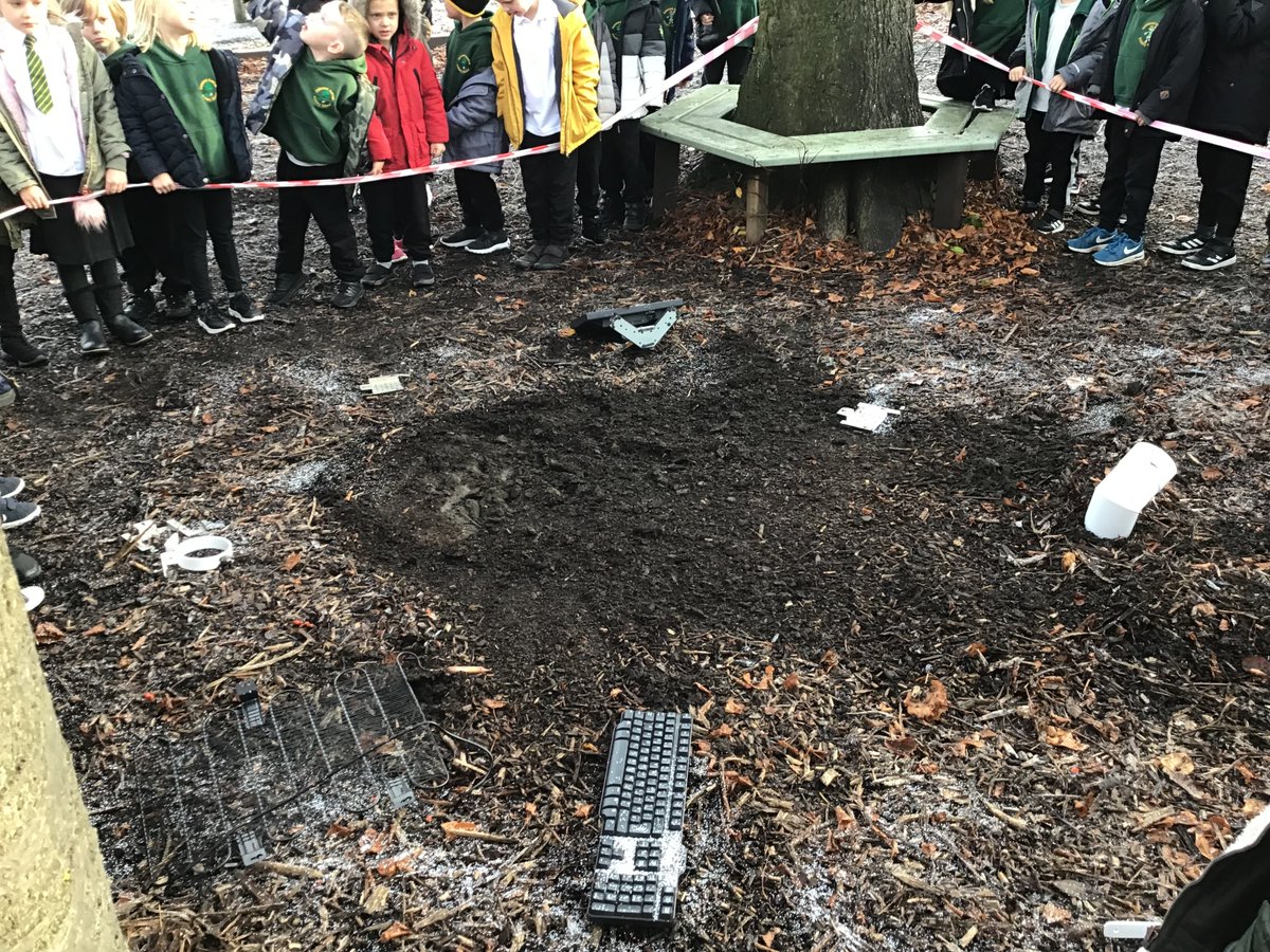 Year 1 had such an exciting day today- we discovered a mysterious spaceship had crash landed in our playground! #spaceship #learningfun