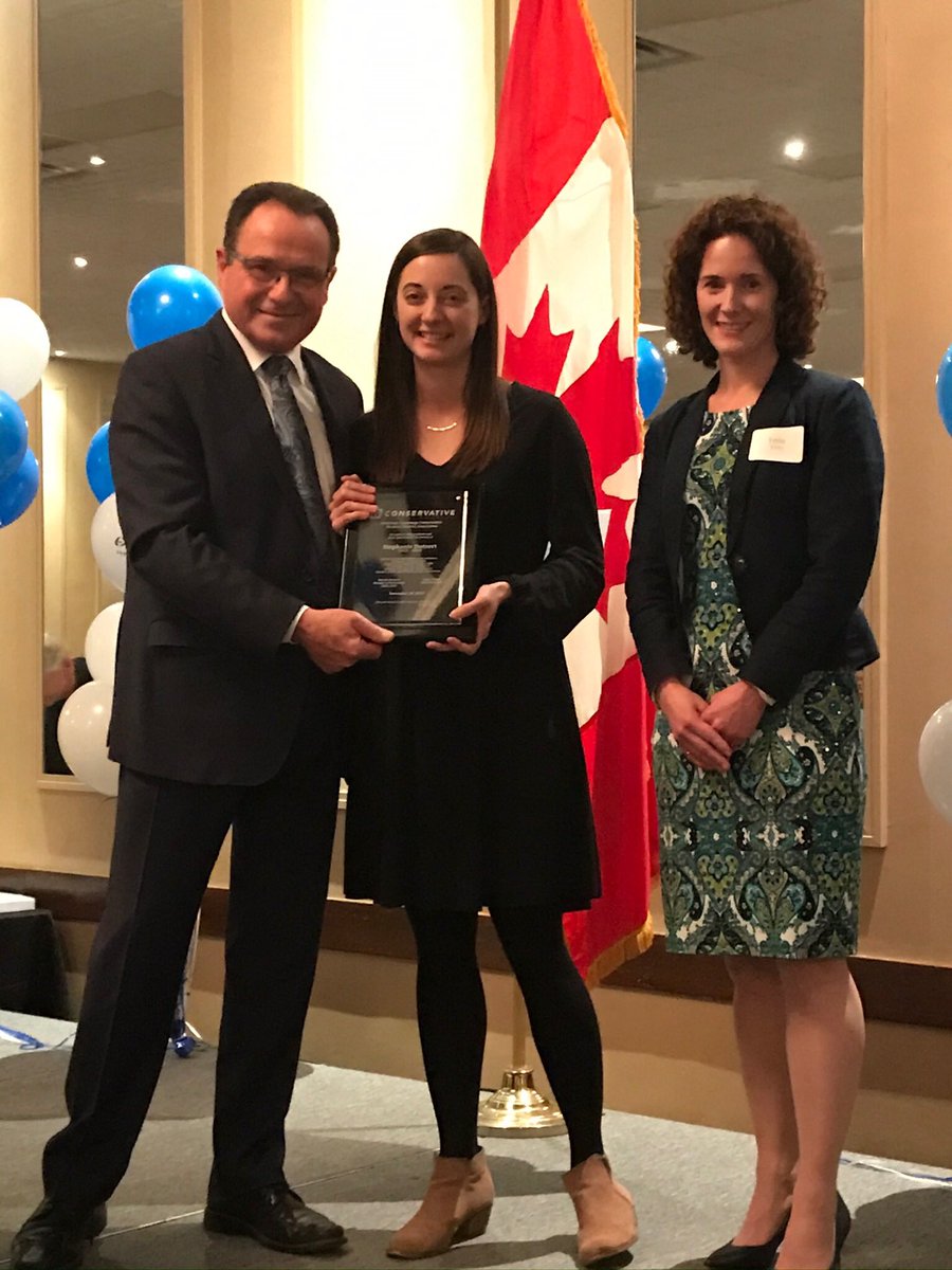 Albrecht4KitCon's tweet image. Great evening - thanking &amp;amp; honouring our team of #KitCon CPC supporters &amp;amp; volunteers for their dedication and service! I am blessed to have been surrounded by such an amazing team for the past 14+ years! @CPC_HQ Thx to @Bingemans for incredible job of hosting! #grateful #blessed