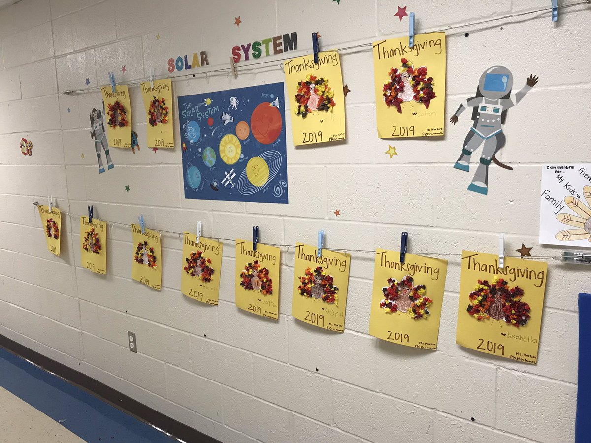 KonnieHarber's tweet photo. Gobble gobble.  #PreK #lovemyjob #webbelem #KidsDeserveIt https://t.co/3xqtOfeRwA