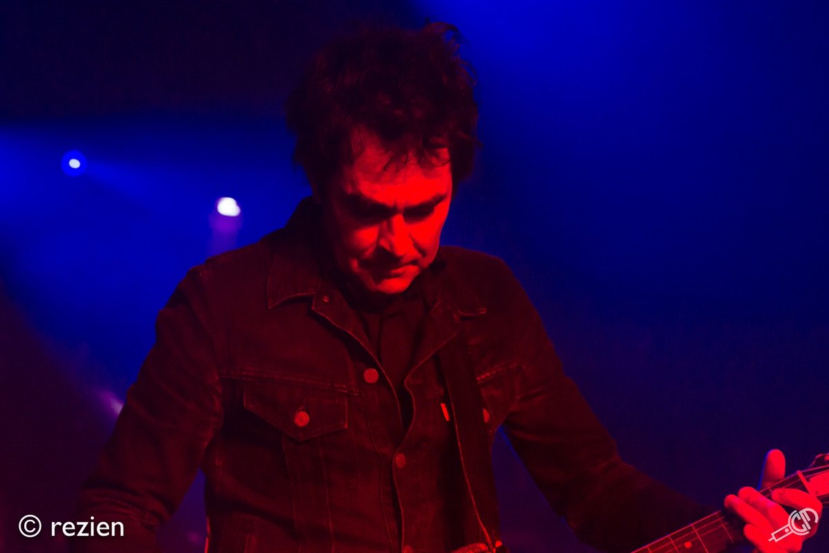 popcatastrophe's tweet photo. "Unieke sound van dit viertal, smerig lekker."
Jon Spencer & The HITmakers – @veraclub, Groningen, Netherlands (17 November 2019)
w/ Live Skull
Review / Photos: https://t.co/3u5PqIJTV9
@JonSpencerHITs #samcoomes #msord #bobbert #jonspencer #vera #veraclub #Groningen https://t.co/QLrxgXU8NM