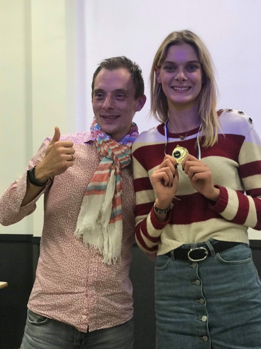 Arnault Chatel (@arnaultchatel) on Twitter photo Bravo a la première #efayotte du <a href="/MBADMB/">mbadmb</a> <a href="/EFAP_/">EFAP</a> <a href="/HUBInstitute/">HUB INSTITUTE</a> de Lille <a href="/Chareboutier/">Charlotte Reboutier</a> pour son engagement sur les #RS 🙌🏻🙌🏻
#mbadmb #socialmedia
<a href="/VincentMontet/">Vincent MONTET</a> <a href="/GuignierSophie/">Sophie Guignier</a> Bravo a la première #efayotte du <a href="/MBADMB/">mbadmb</a> <a href="/EFAP_/">EFAP</a> <a href="/HUBInstitute/">HUB INSTITUTE</a> de Lille <a href="/Chareboutier/">Charlotte Reboutier</a> pour son engagement sur les #RS 🙌🏻🙌🏻
#mbadmb #socialmedia
<a href="/VincentMontet/">Vincent MONTET</a> <a href="/GuignierSophie/">Sophie Guignier</a>