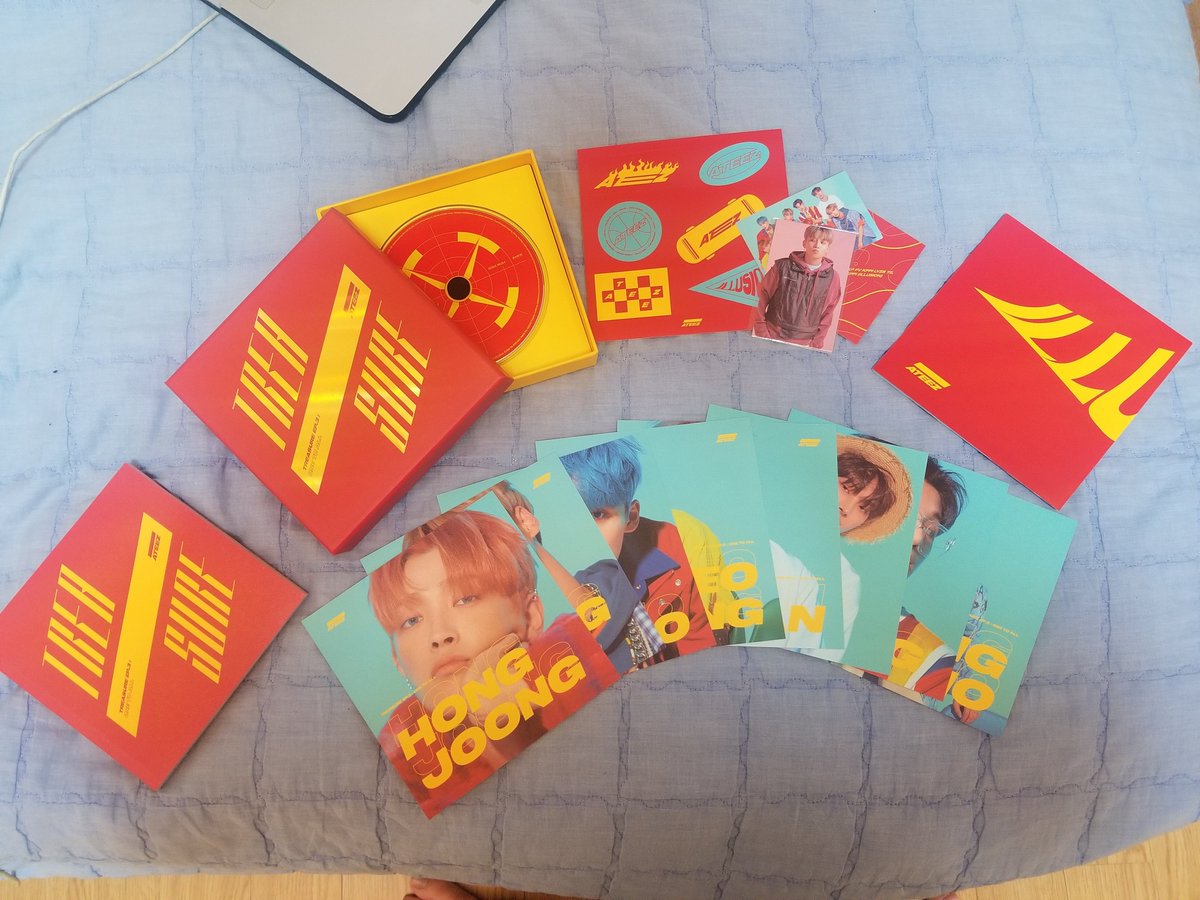 almapvazquez's tweet photo. 🌟GIVEAWAY🌟

Celebrating the boys, another comeback promotions done, &amp; paying it forward to my followers :) 

Rules: 

💫 RT this tweet
💫 Open worldwide 
💫 Winner announced: Sat, Nov. 23rd 12pm kst 

#MAMAVOTE #ateez @ATEEZofficial https://t.co/jruCViHIrL