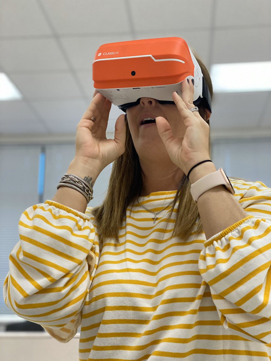 Devem's tweet photo. Grateful to be able to deliver incredible #VirtualReality experiences to amazing teachers today! #pd2pl They are creating how they can include #VRAR in engaging lessons that their students will never forget! @ClassVR #engagingthedigitalmindset #teahersgoals @BeaufortCoSchNC https://t.co/qToVnXVqwC