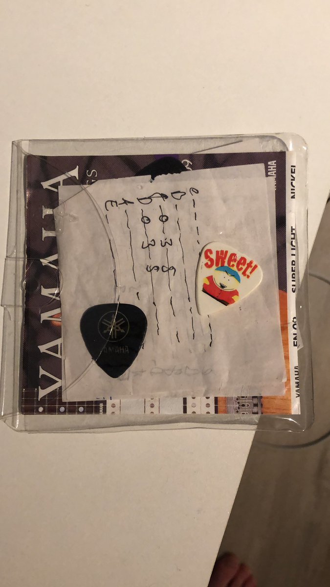 Found my first plectrums from when I started learning guitar like 10 years ago