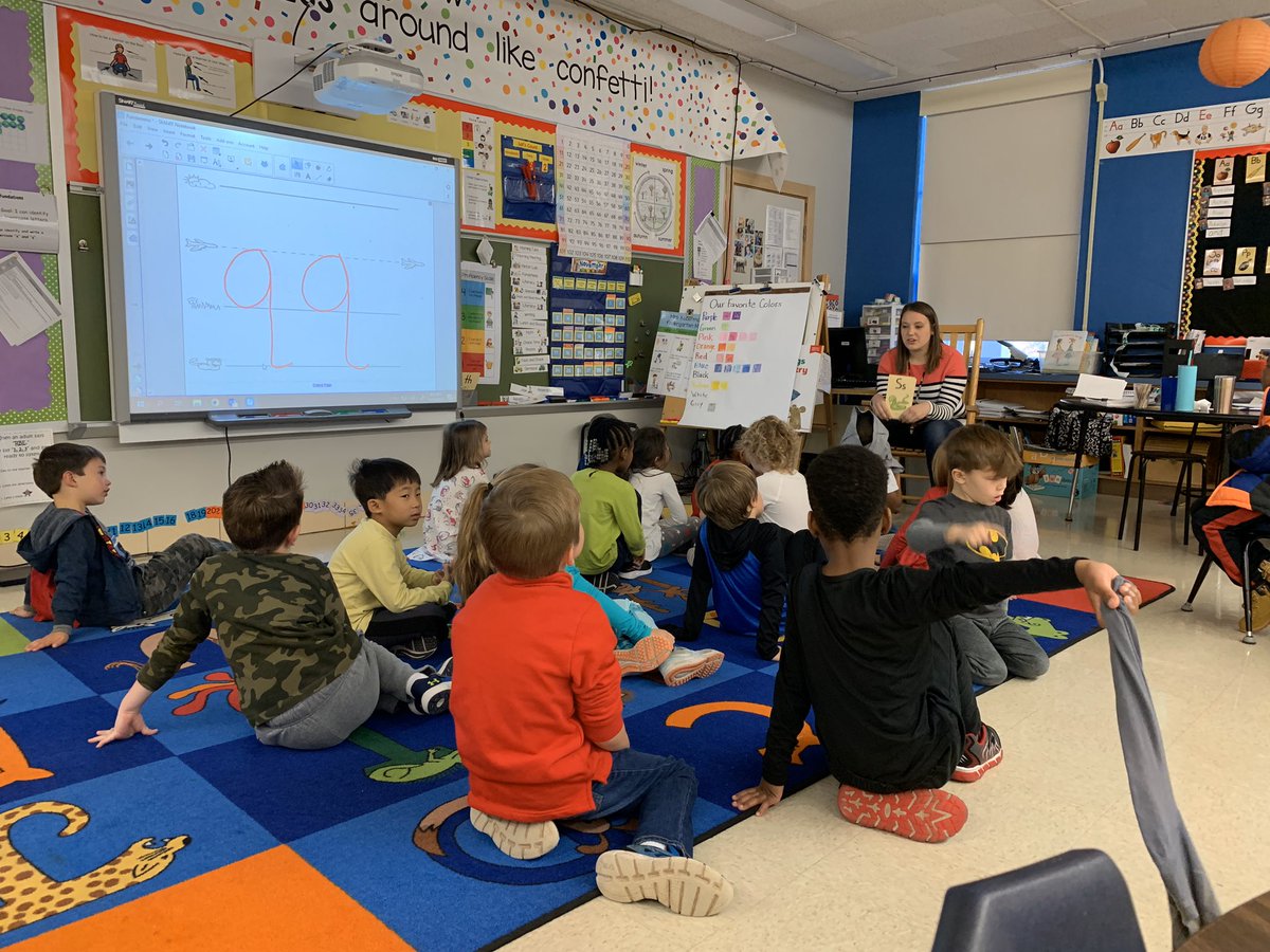 I got to learn about Fundations from  <a href="/MrsKobermannRBE/">Haley Kobermann</a> &amp; her kindergarteners this morning. They have very clear routines &amp; make learning fun! These little <a href="/rbebears/">Rock Bridge Elem</a> are learning very big things. #WeAreRBE