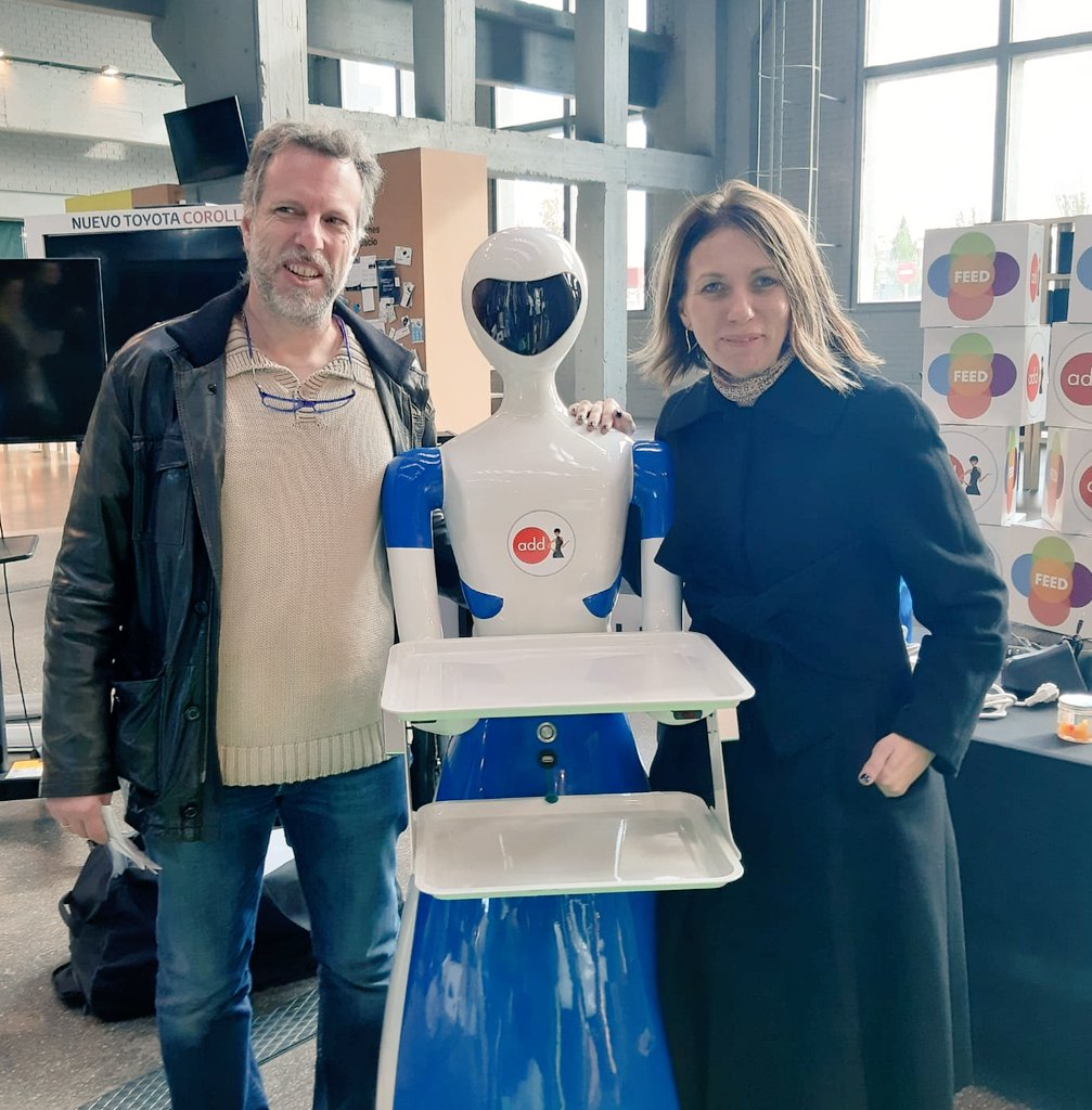 ConchaChapa_'s tweet photo. En la IV Feria del empleo en la era digital he conocido el potencial que tiene Madrid en el Encuentro del Talento Digital #FEED2019
Es nuestra voluntad favorecer el marco necesario de formación espacios, intermediación laboral y sinergias para promover empleo joven de calidad. https://t.co/iOSB9DgVOj