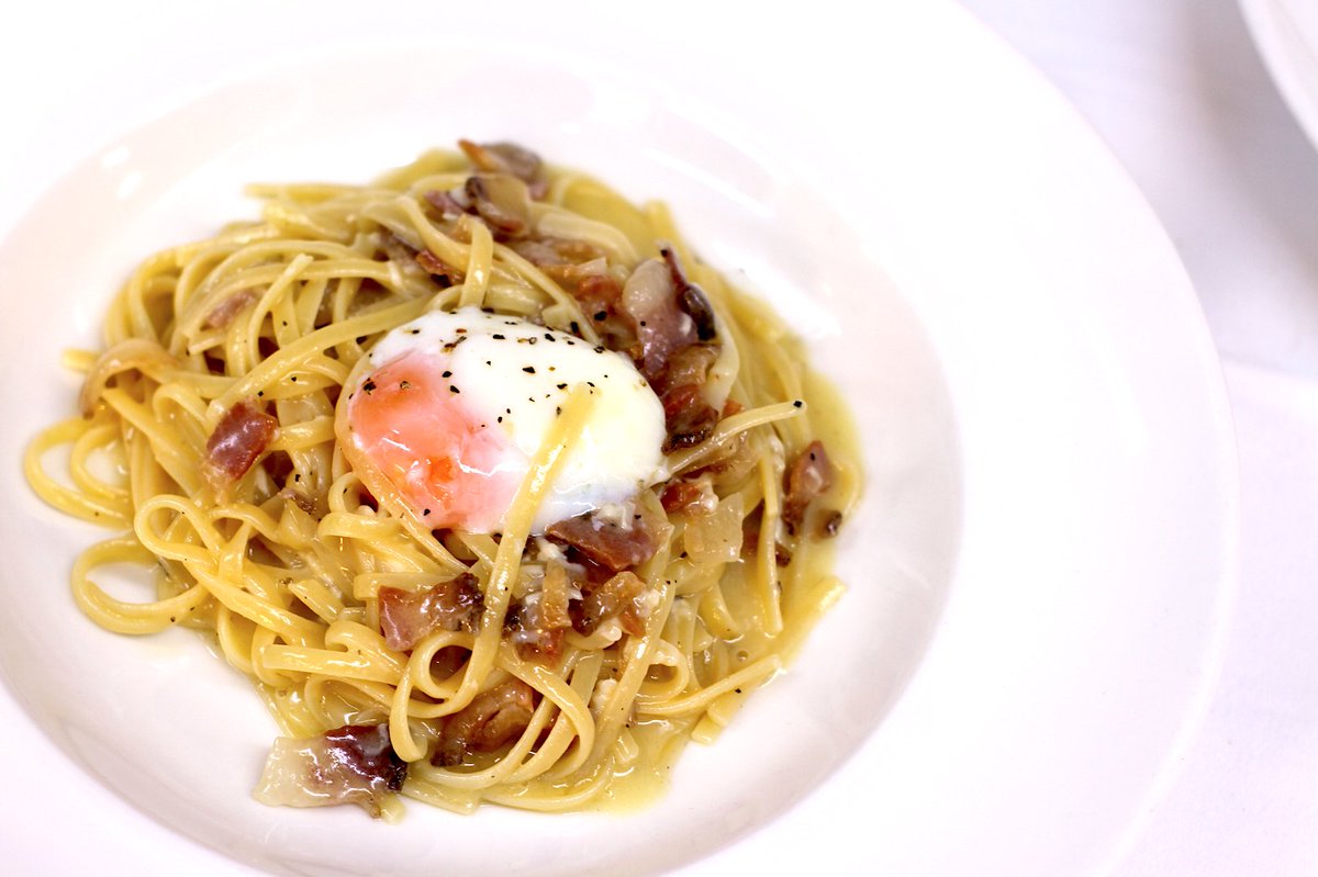ManicomioSW3's tweet image. The secret to getting the best from simple dishes? Use only the finest ingredients  🌟🇮🇹
📸 Spaghetti Carbonara Guanciale, pecorino Romano &amp;amp; soft hen&apos;s egg
📍 85 Duke of York Square, SW3 4LY
🖥 manicomio.co.uk
☎️ 020 7730 3366