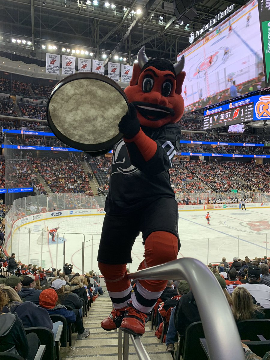 NJDevil00's tweet image. GAME DAY!!

RT this tweet for a chance to win a pair of tickets to tonight’s game! Must be following me, winner will be chosen at 1pm! 

#WeAreTheOnes | #NJDevils