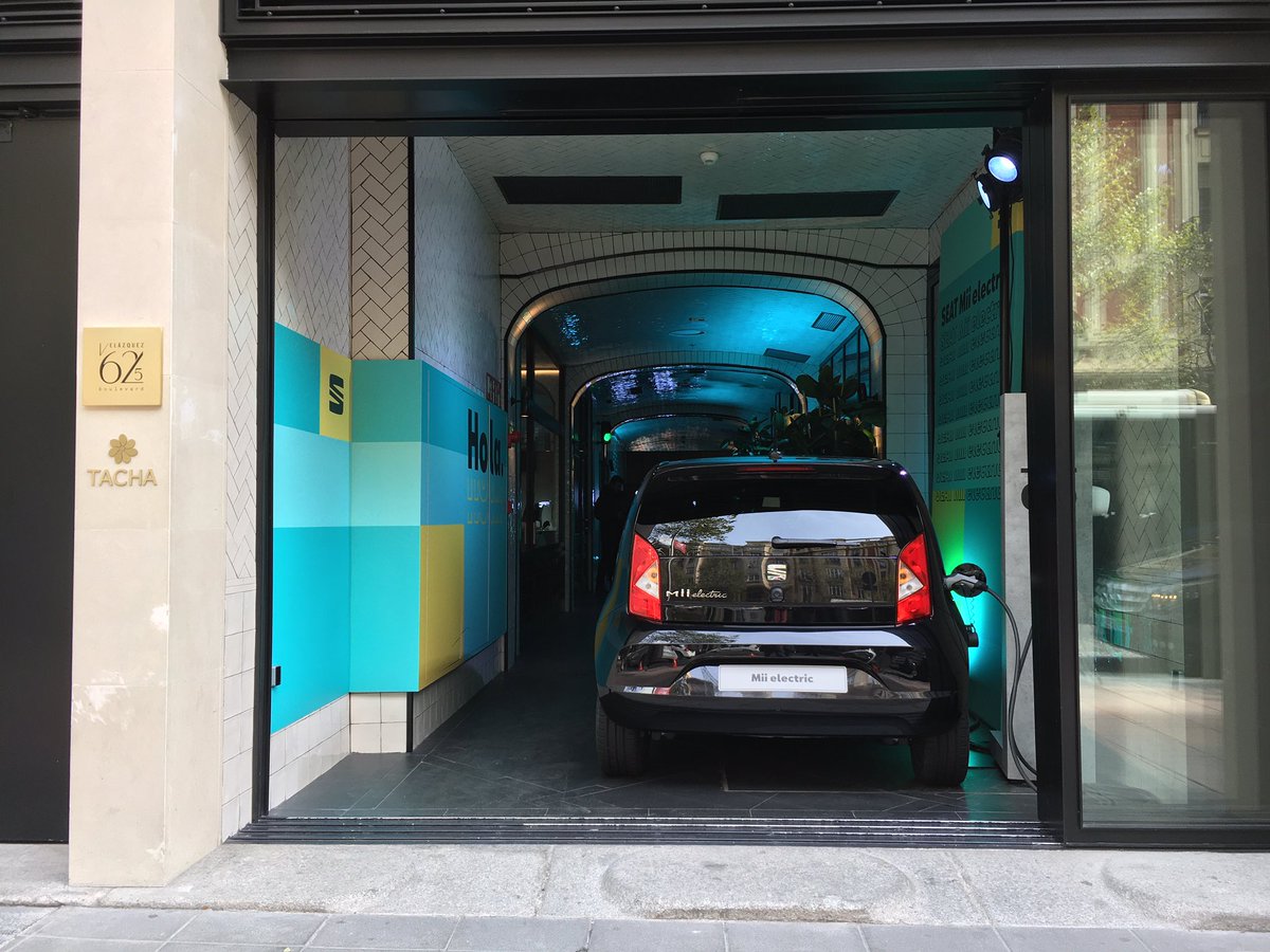 cochesafondo's tweet photo. El nuevo #seatmiielectric inicia el proceso de electrificación de la gama de @tuSEAT y #Cupra, que lanzarán hasta 6 vehículos híbridos #PHEV o eléctricos de aquí a 2021. https://t.co/CbTikv4Yjc