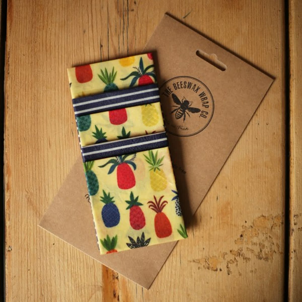 Beeswax🐝 wraps can be used instead of clingfilm.  They don’t last forever but they do biodegrade♻ when you’re finished with them.🌎

#sorcituk #productdesign #ecoproducts #ecofriendly #biodegradable #biodegradableproducts
