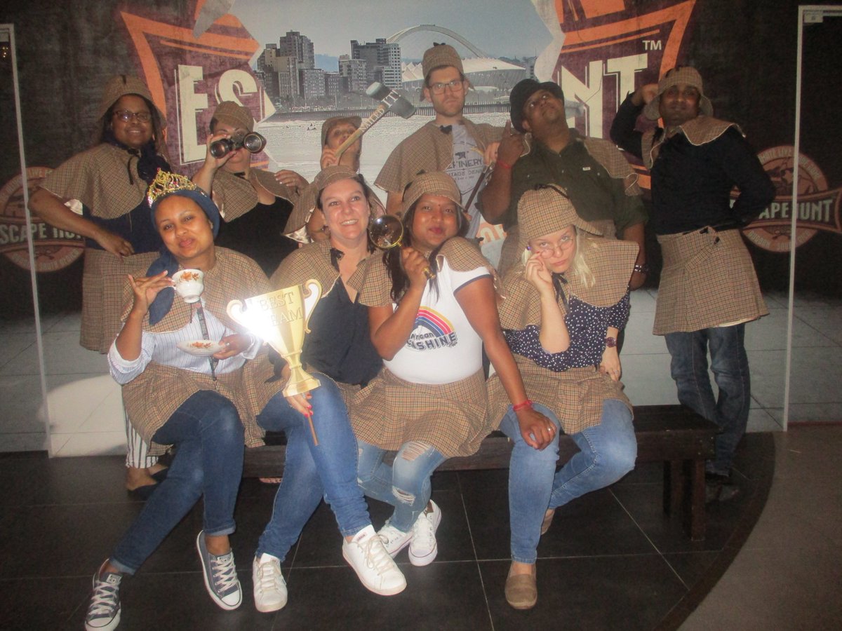 EscapeHuntDUR's tweet photo. Don't let the heavy rains spoil fun for this lovely HR Team from @CapitecBank ! 
#NoSpoils #fun #TeamBuilding #YearEnd #EscapeRooms https://t.co/Z12uBJ0Yxa
