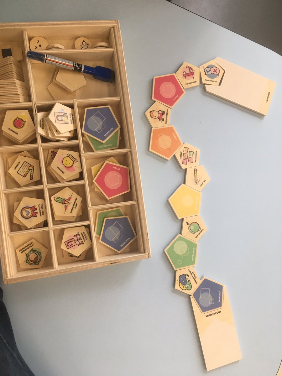 STEAM staat voor Science, Technology, Engineering, Arts &amp; Mathmatics. Zojuist een ‘preview’ gekregen in het STEAMlab van <a href="/UnikidzGroup/">Unikidz Group</a> op IJburg. Dat wordt top! Denken, doen en delen. Ook in samenwerking met <a href="/Neptunus_WNT/">DaltonschoolNeptunus</a> en <a href="/bsposeidon/">Basisschool Poseidon</a> <a href="/STEAM_Labs/">steamlabs</a>