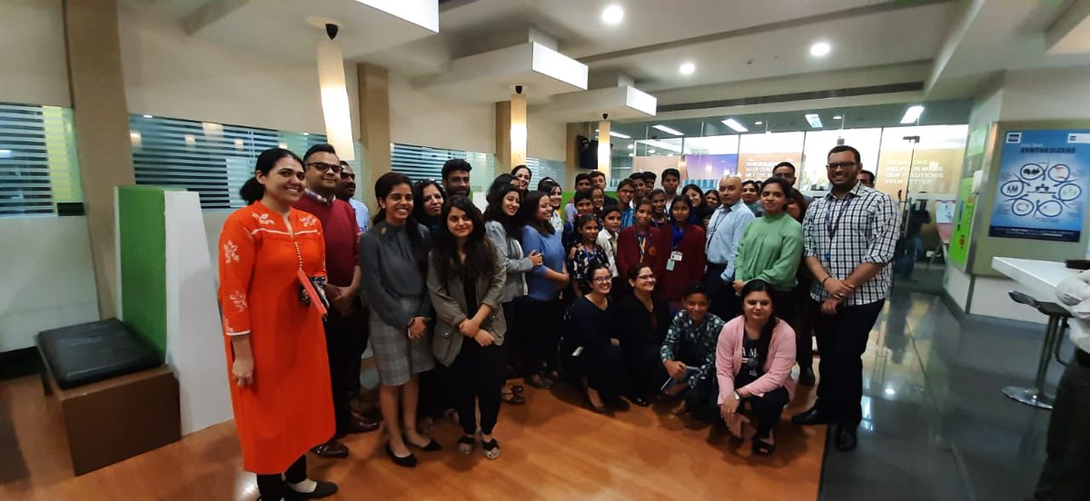 deepalayadelhi's tweet photo. It's our pleasure to share with you all, our students visited to the #AmericanExpress, Gurugram as they're supporting our #GirlChildProject. An overview of Deepalaya was given by our beloved Executive Director, Mrs Jaswant kaur & Principal Dr Manoj Kumar, DSG.
#Deepalaya https://t.co/nWCmWRxYZL